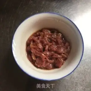 Make Carrot onion noodles step 1