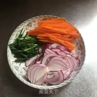 Make Carrot onion noodles step 3