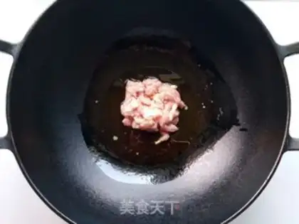 Make White peppers, fried meat step 3