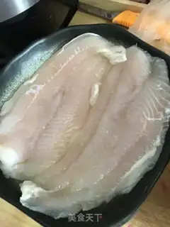 Make Clear the salsa willows step 0