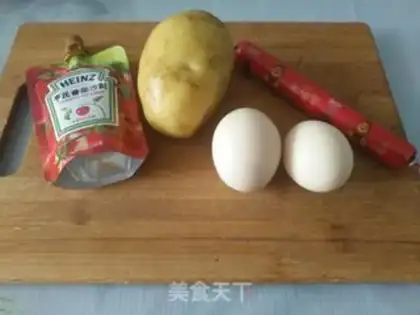 Make Tomato cheese and sweet potatoes and eggs step 0