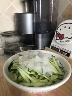 Make cucumber powder step 2