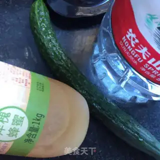 Make Honey cucumber juice step 0