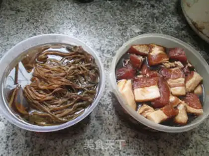 Make Plum-dry rice step 1