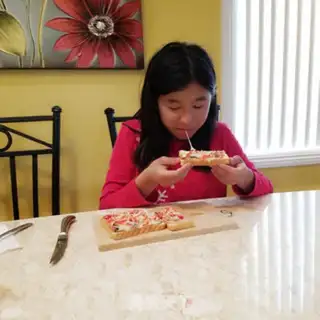 Make bread pizza step 12