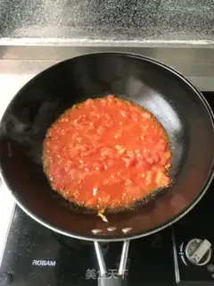 Make Peas fried tomatoes step 1