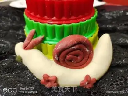 Make Cartoon Snails step 7