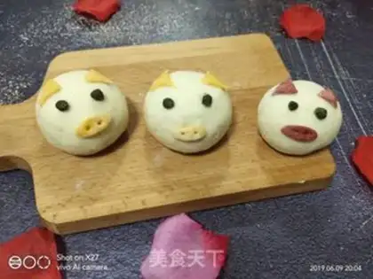 Make Toon pig buns step 5