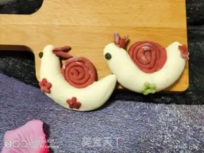 Make Cartoon Snails step 9