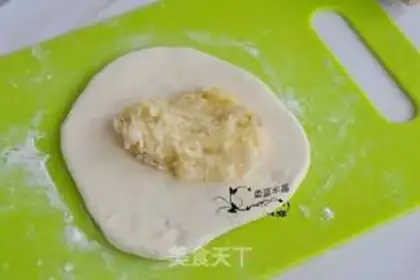 Make Mming Banana Coconut step 4