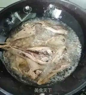 Make Duck in the dry pot step 3