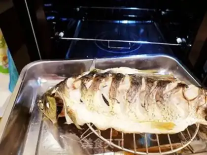 Make Vanzhou roasted fish step 5