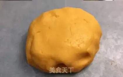 Make Piggy cookies step 5