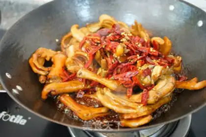 Make Spicy duck palms step 12
