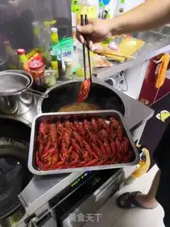 Make Spicy lobster step 12
