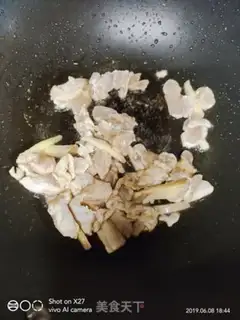 Make Chicken gravy step 1