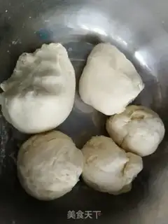 Make Northeast dumplings step 1