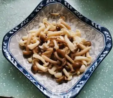 Make Pelican mushrooms step 3
