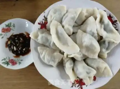 Make Northeast dumplings step 5