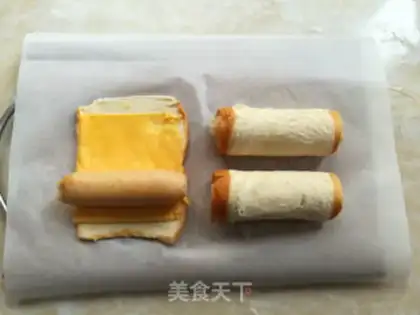 Make Sausage cheese rolls step 3