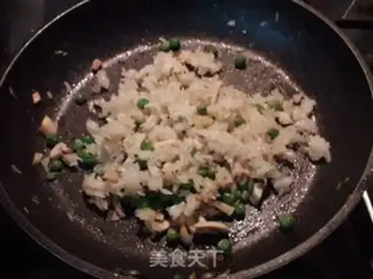 Make Seafood rice brown leaf buns step 7