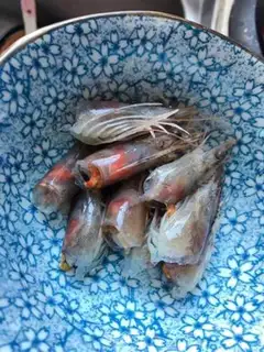 Make Shrimp noodles step 1