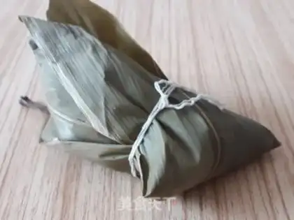 Make Seafood rice brown leaf buns step 10