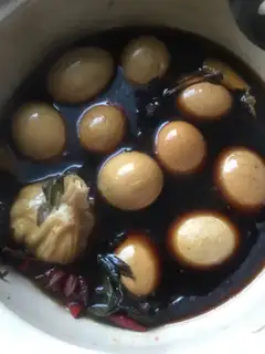 Make Aie makes eggs step 2