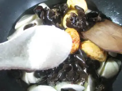Make Black and white eggs step 7
