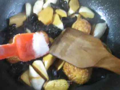 Make Black and white eggs step 10