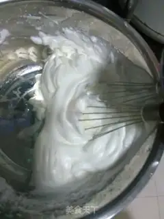 Make Meat pine rolls step 5