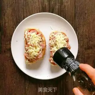 Make Sausage sandwich step 3