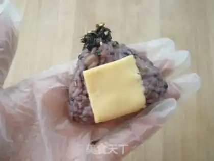Make Lazy food, rice cheese step 7