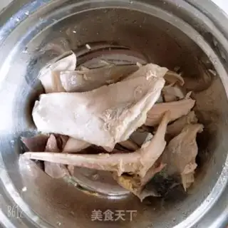 Make Spicy chicken silk noodles step 0