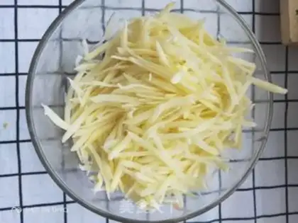 Make Spicy potatoes step 2