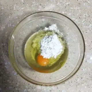 Make Bear crackers step 0