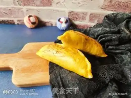 Make Toon banana buns step 5