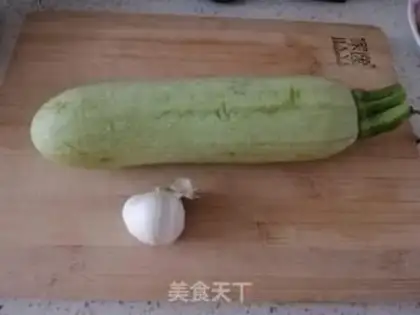 Make Garlic fried melons step 0
