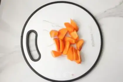 Make Party chicken soup step 1