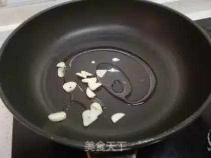 Make Garlic fried melons step 2