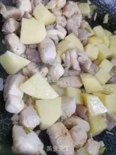 Make Curry chicken pasta step 2