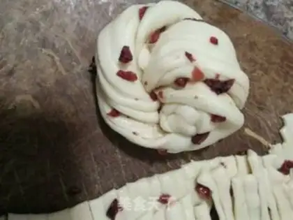 Make Cranberry rolls step 6