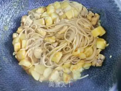 Make Curry chicken pasta step 8