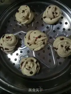Make Cranberry rolls step 7