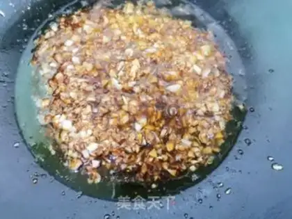 Make Garlic fan sap step 2
