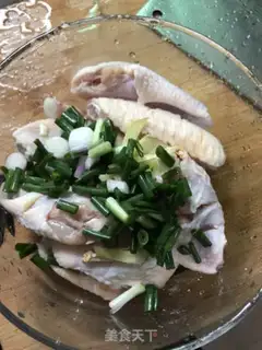 Make Coke chicken wings step 1