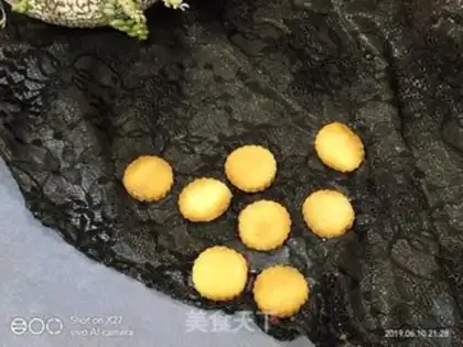 Make A flower cookie step 8