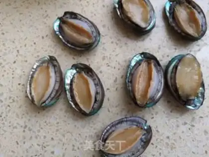 Make Garlic scallops step 1