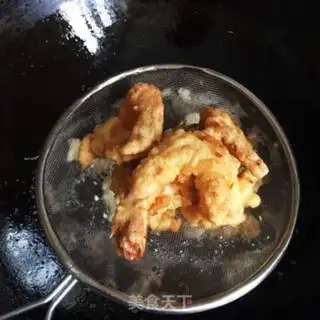 Make A souffled shrimp step 5