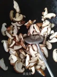 Make Mushroom beef congee step 6